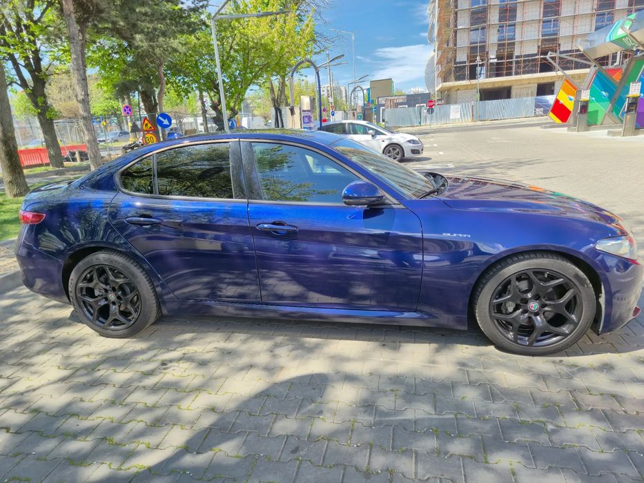 Alfa Romeo Giulia 2021 benzină, 27.113 € — imagine 4