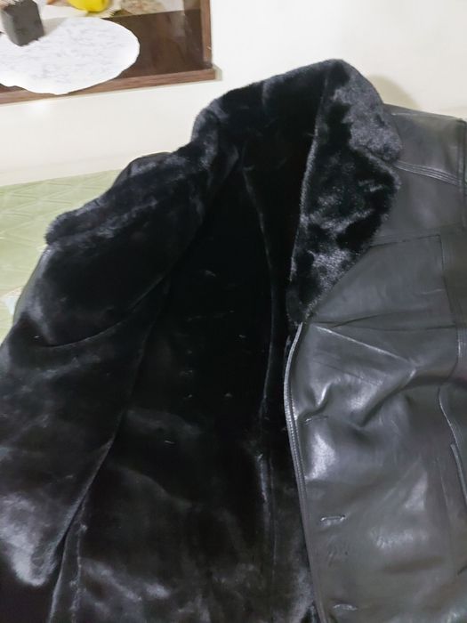 Продам мужскую дубленку
