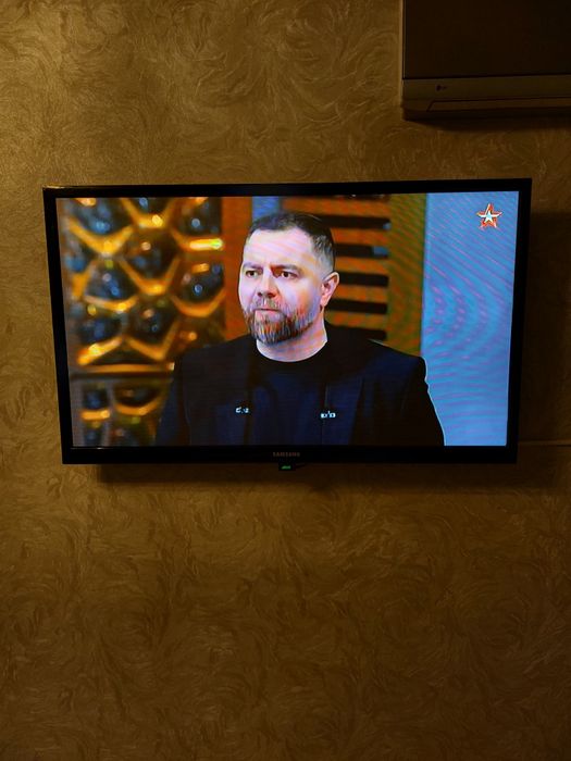 Телевизор SAMSUNG
