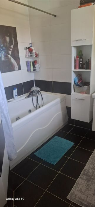 Mobilier baie , cada , chiuveta și wc