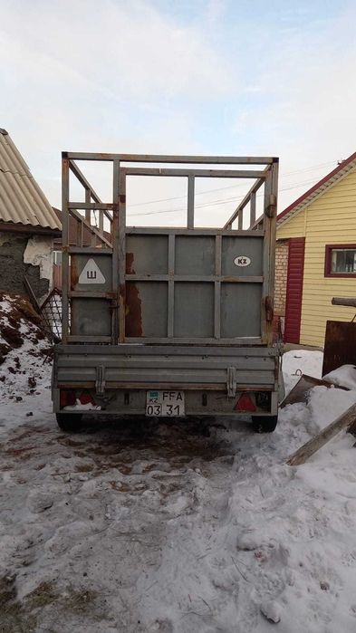 Коневозка прицеп двуосный