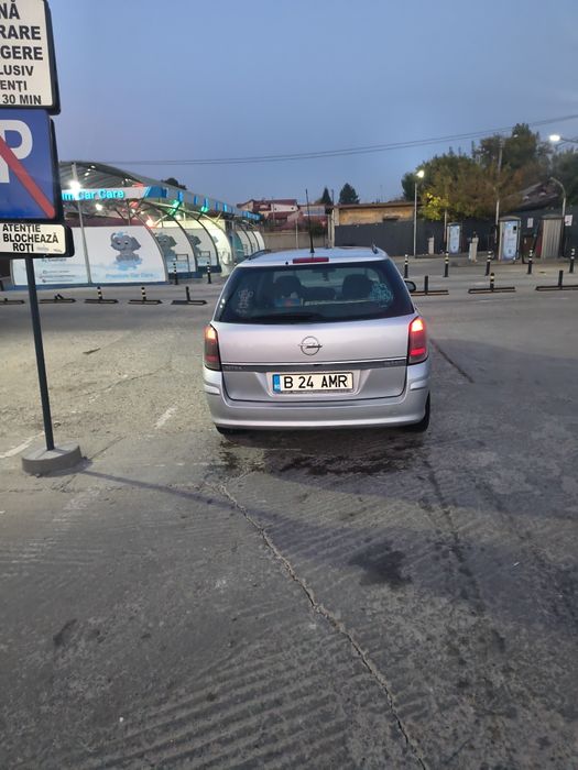 Autoturism Opel Astra h 19