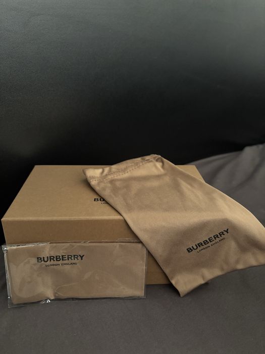 НОВИ слънчеви очила Burberry