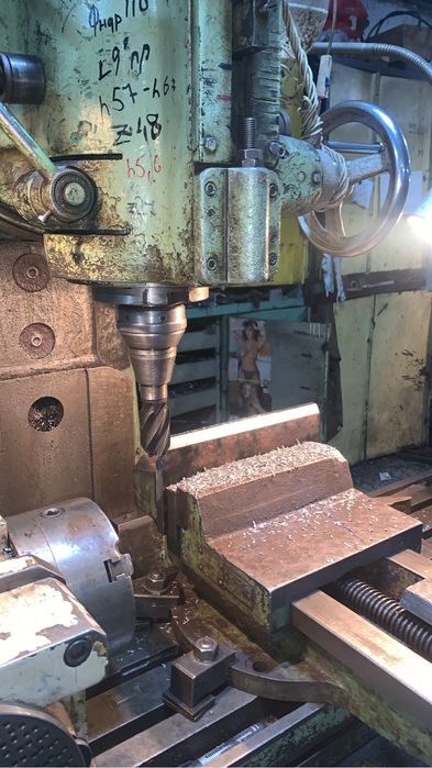 Токарные работы (инструментальный цех)