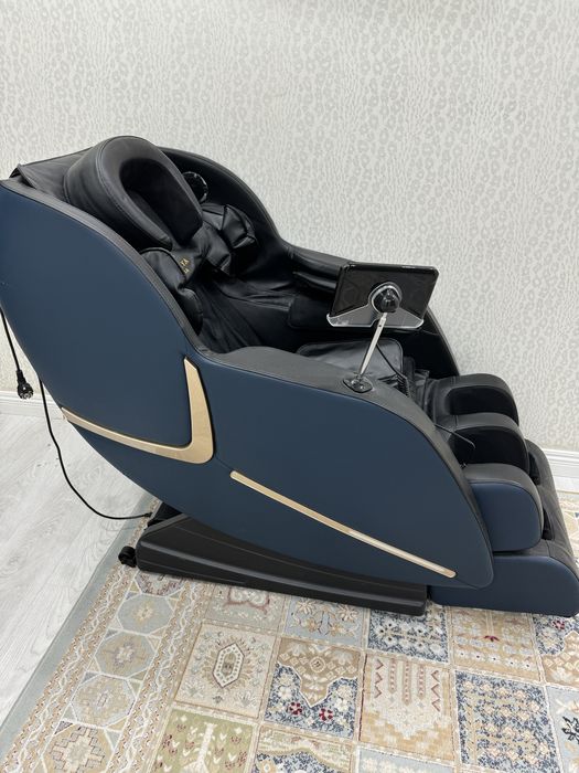 Массажное кресло