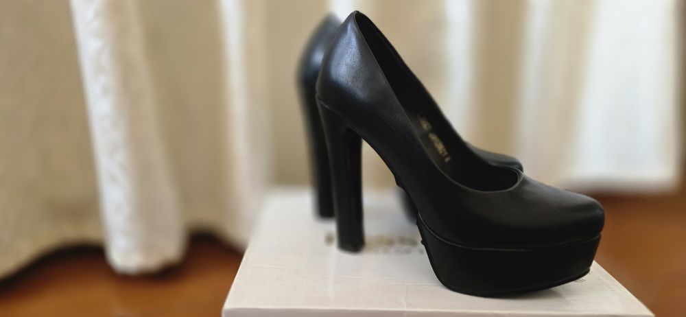 Продам Женские туфли