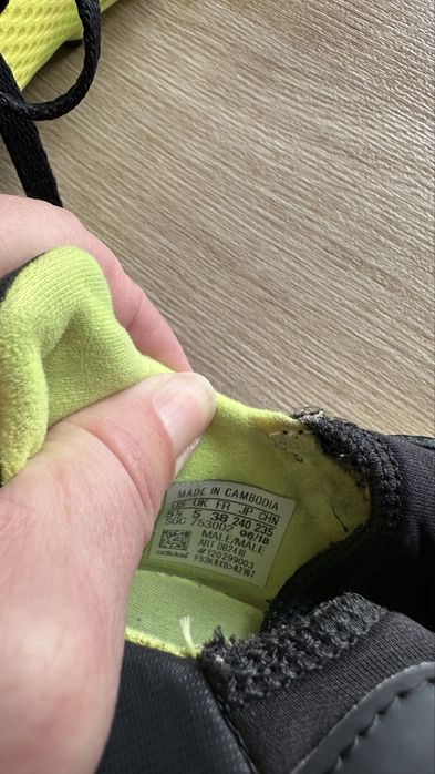 Ghete Adidas fotbal, marimea 38