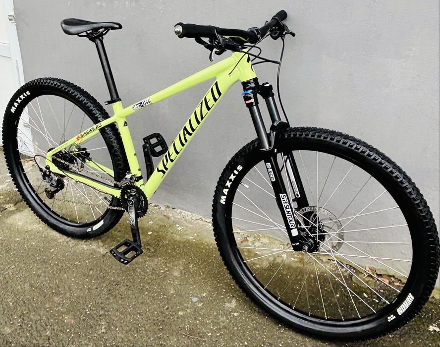 Bicicleta MTB Specialized Rockhopper 29, Roti 29 Cadru M Model 2023