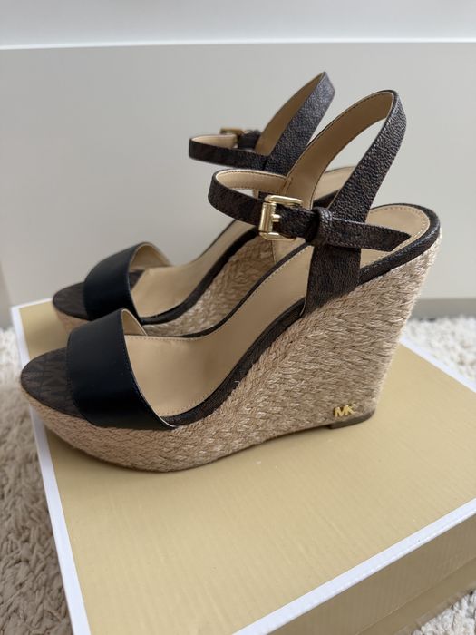 Sandale Michael Kors marime 36.5