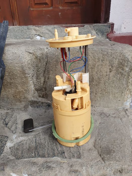 Pompa Motorina   Rezervor BMW x5 E53  3.0 Diesel