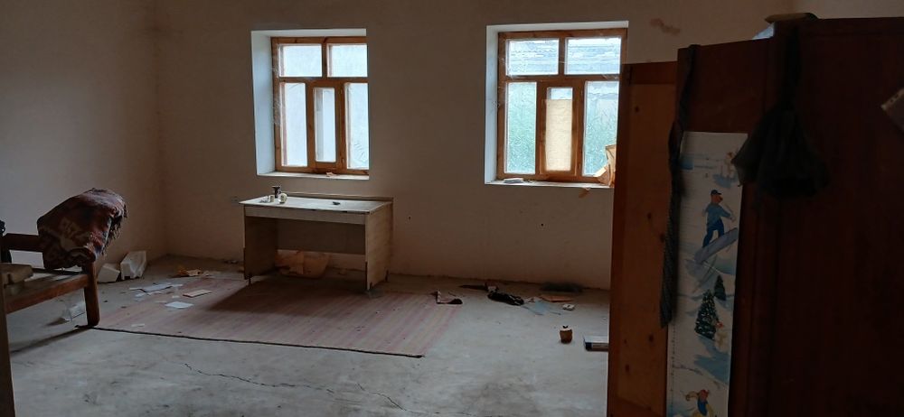 Hovli sotiladi 6 sotok buyuk turon mahalla