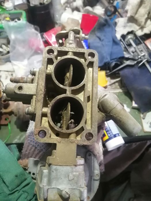 Продам корбюраторы