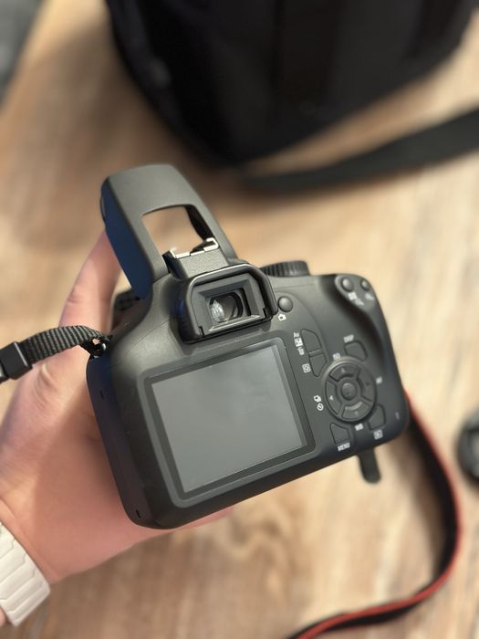 Aparat foto Canon EOS 4000D