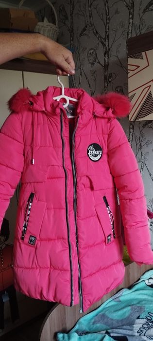 Пуховик на девочку 140-150см