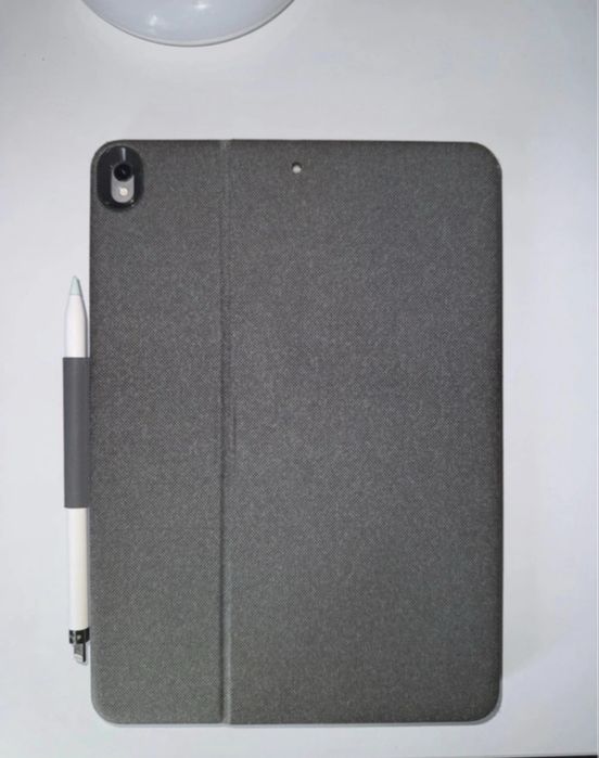 husa cu tastatura ipad logitech