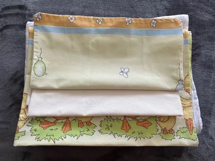 Lenjerie de pat pătuț bebe:paturica,pernă,husa de pilotă,față de pernă