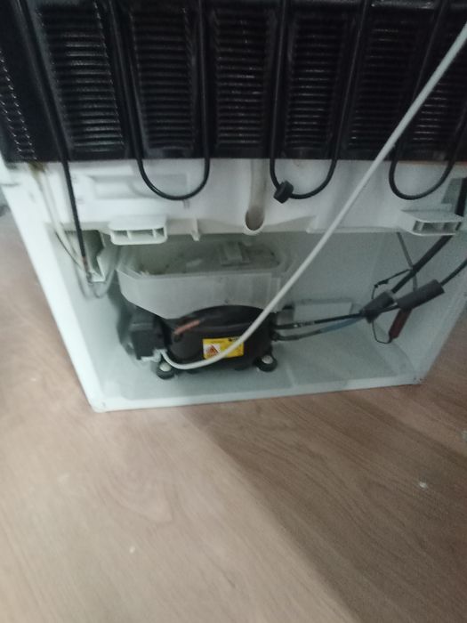 Хладилник Liebherr 180см