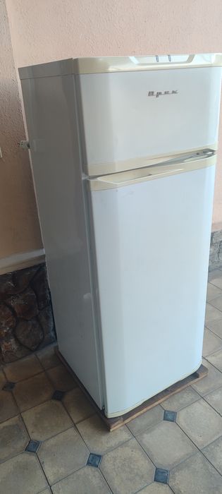 Орск холадилник холати яхши матори янги фақат фриени тугаган.