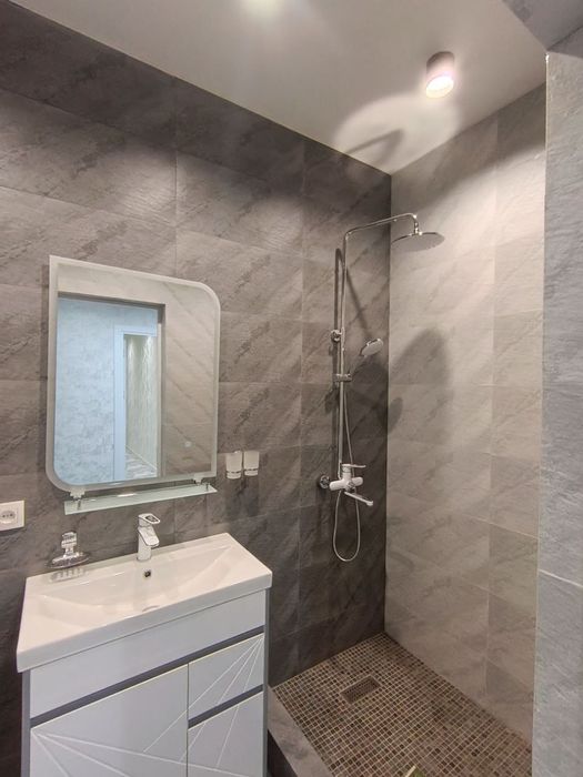 Продается своя полноценная 2-х комнатная квартира на 1 этаже!