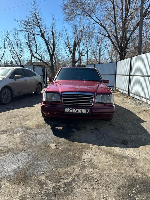 Мерседес Е300 Sportline