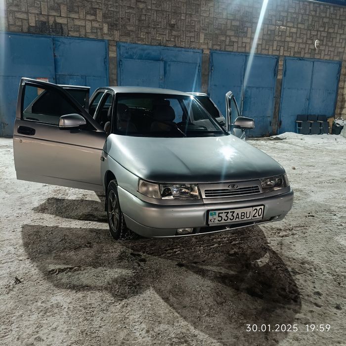 Автомобиль ВАЗ 2110