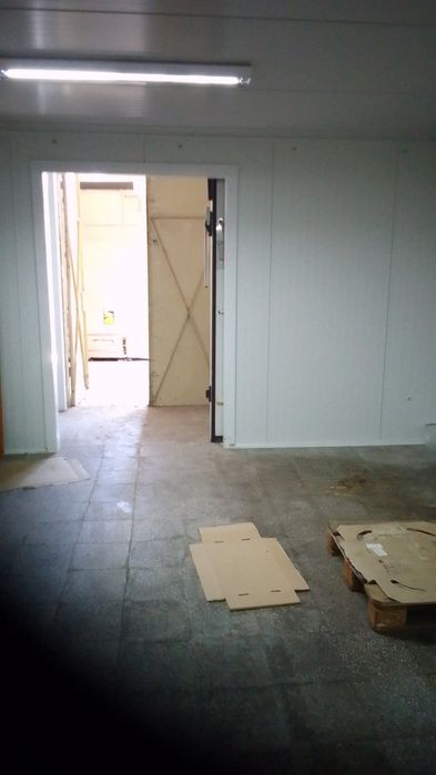 Дава се под наем Склад в Бургас, Промишлена зона - Север - 70 кв.м за 357 € - Снимка #2