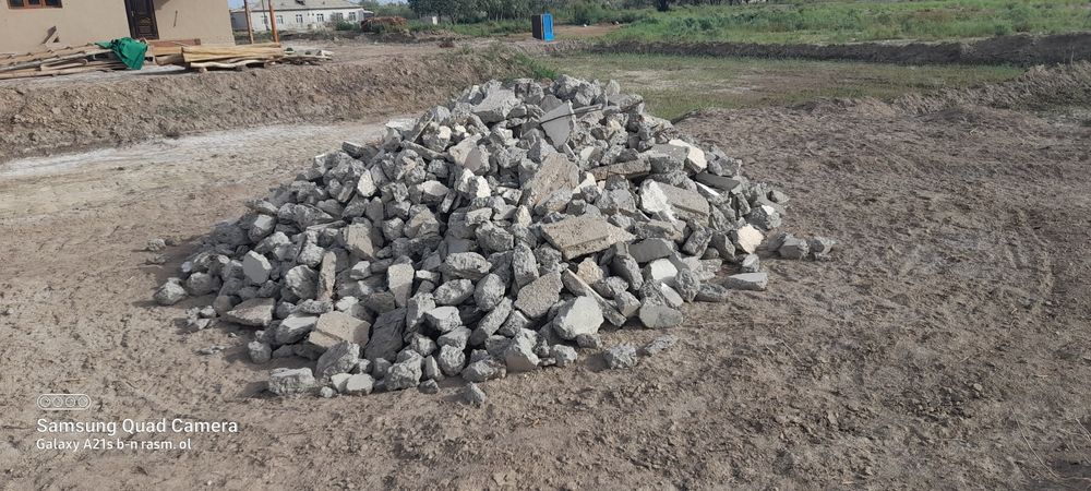 Joy orin Satiladi gaz svet suv bor A380yolga yaqin 4ristsh yigʻilgan