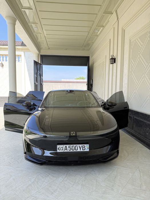 Zeekr 007 Full. 1 tali mator 800 km zapas xod. 100kw