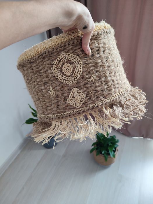 Люстры ручной работы из джута