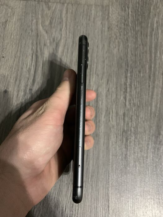 Продается Айфон 11