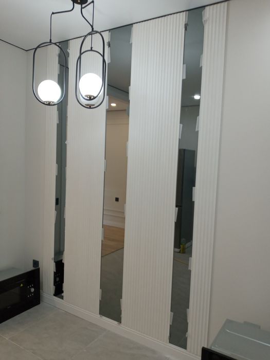 Зеркала, стекла, багетные рамки