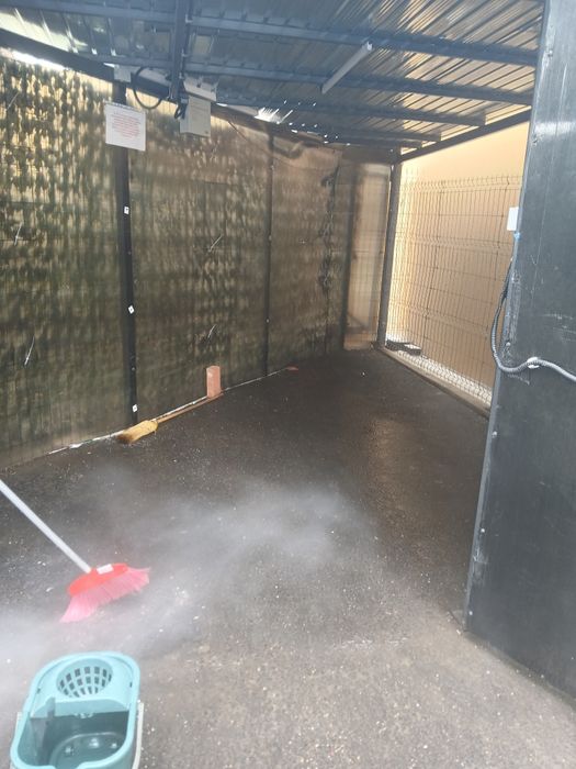 Curatenie Scari de Bloc Militari