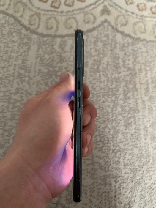 Продам Vivo V23s 128gb