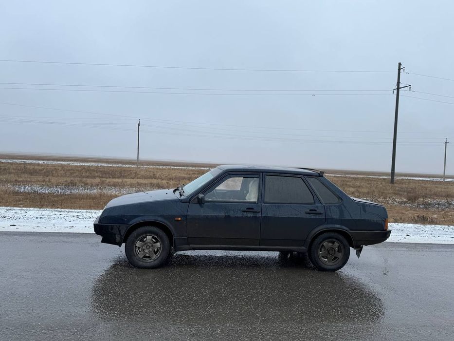 Продам ваз 2199торг имеется