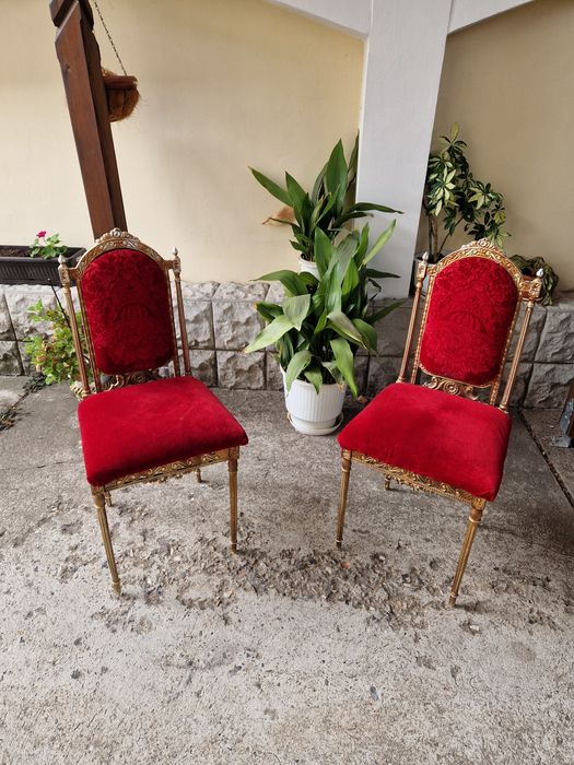 Чифт страхотни антикварни столове