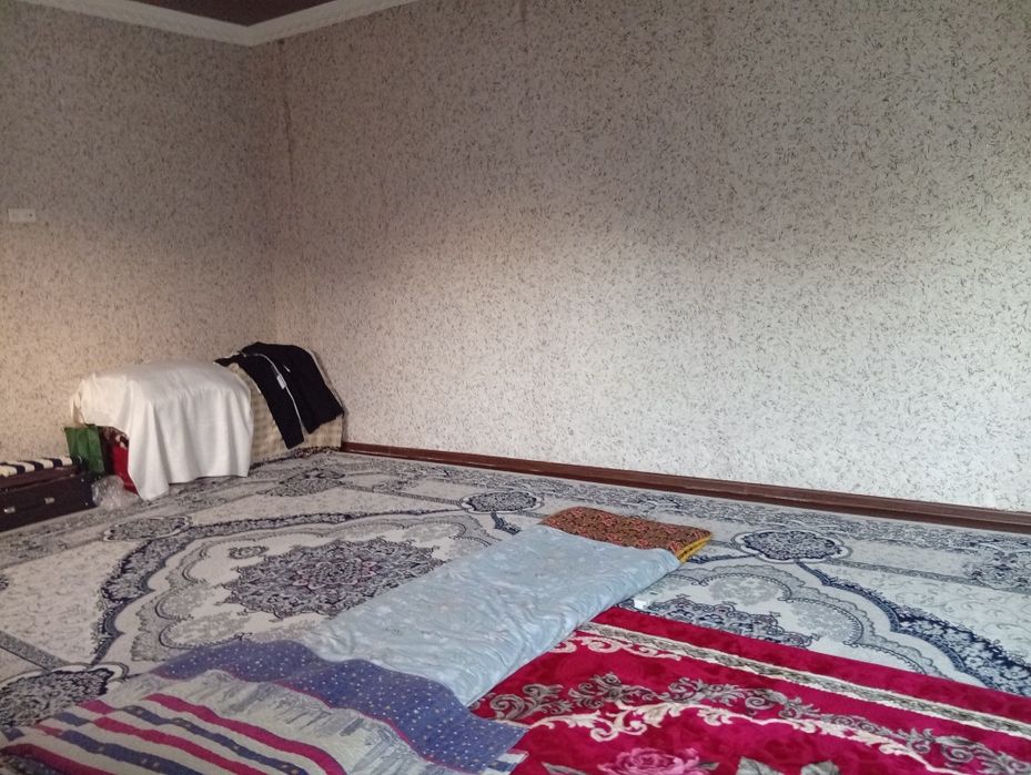 6sotiqli hovli sotiladi