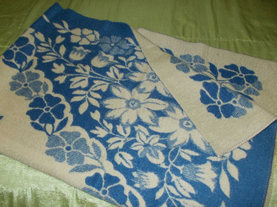 Одеяла шерстяные. 2 шт.