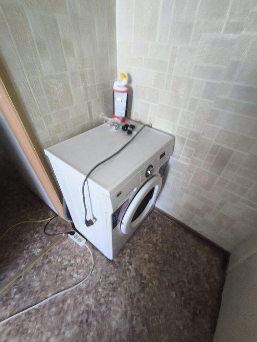 б/у в рабочем состоянии, стиральная машинка