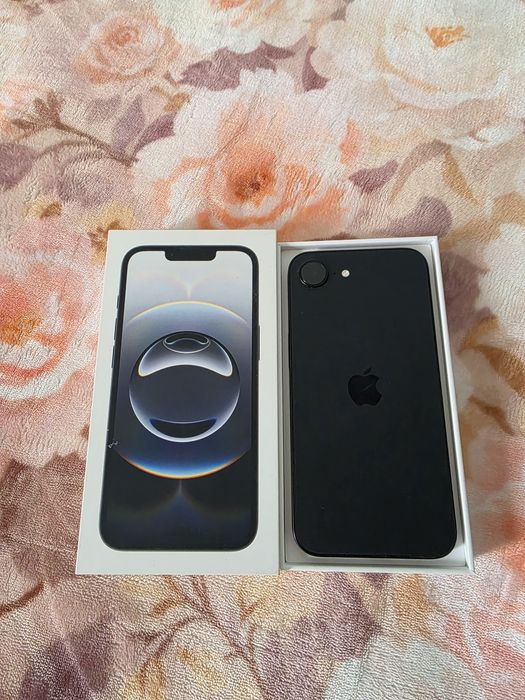 Идеал Apple iPhone 16e 128GB Sim