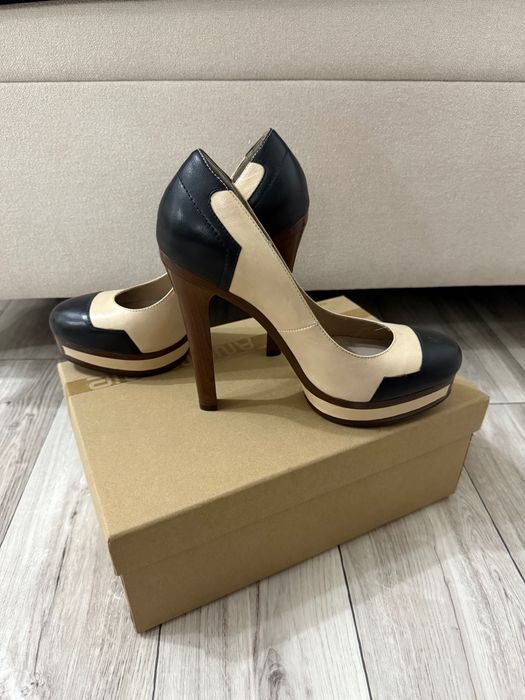 Продам туфли кожа 39 р