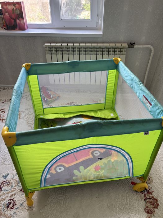 Продам манеж игровой