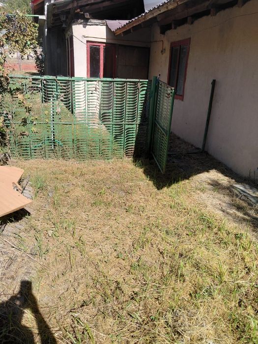 Casă 6 camere + teren 1200 mp, gazele la poartă, Merișani (Valea Boierească) – 20 min de Pitești