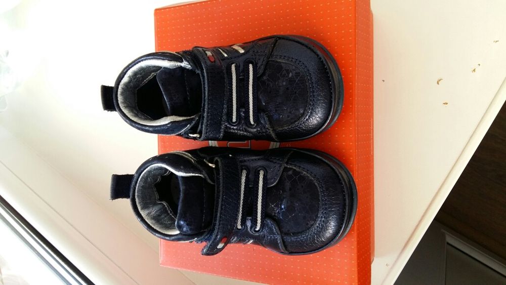 Продам ортопедические ботиночки