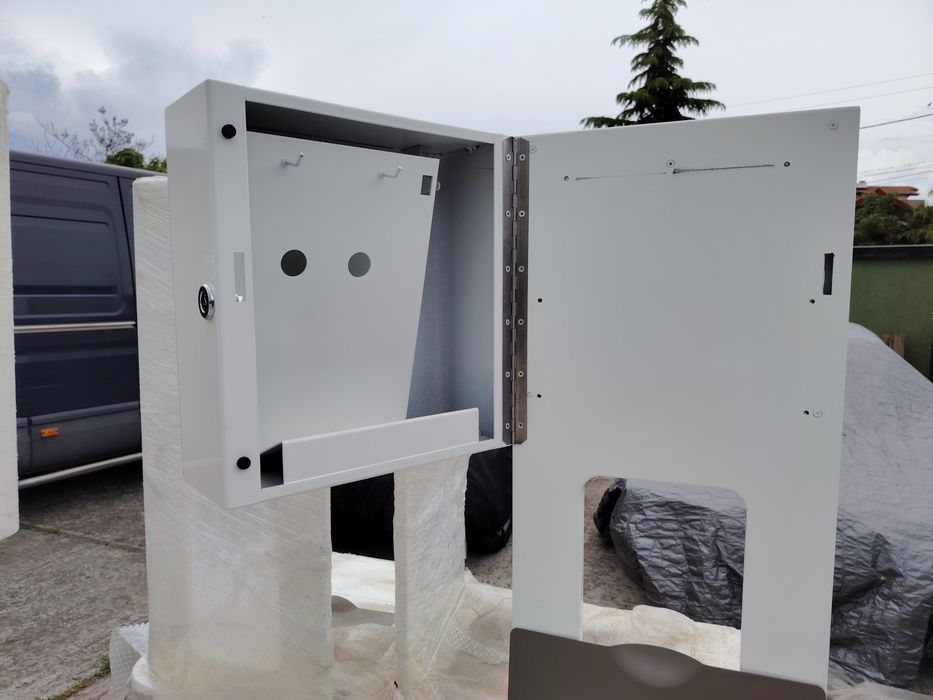 Кош за отпадъци за бензиностанция, автомивка.