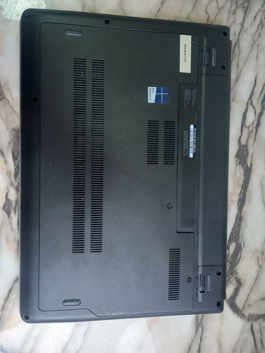 Лаптоп Lenovo Edge E335 13,3 AMD  E2-1800 8gb SSD AMD HD 7340