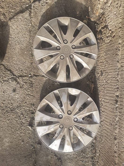 Продам колпаки ,по 3 штуки