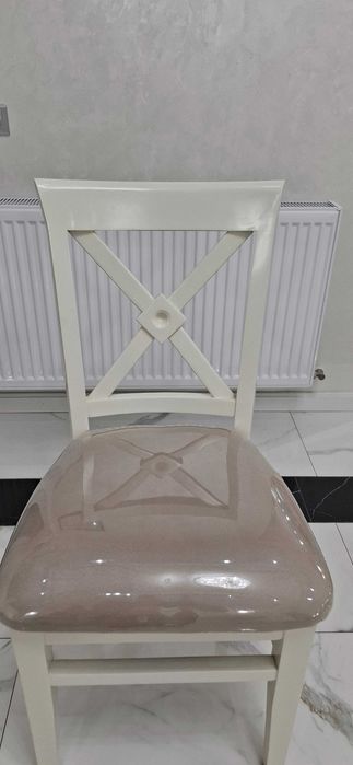 Столы и стулья для кафе и ресторанов