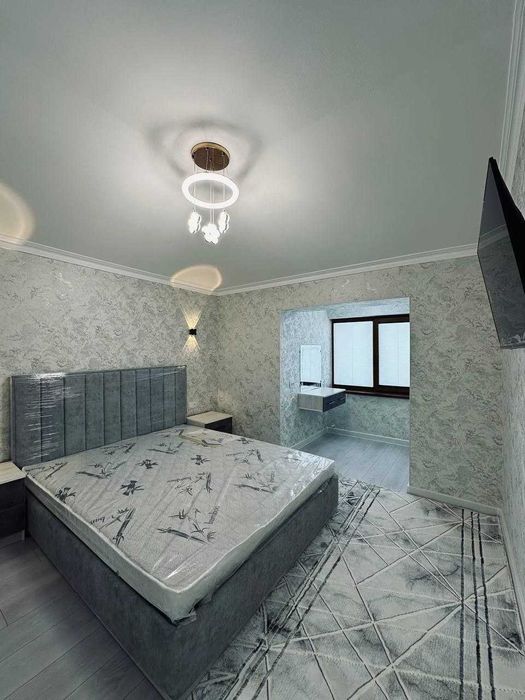 Мархабо худудида жойлашган 3 хонали квартира мансард жойлашган