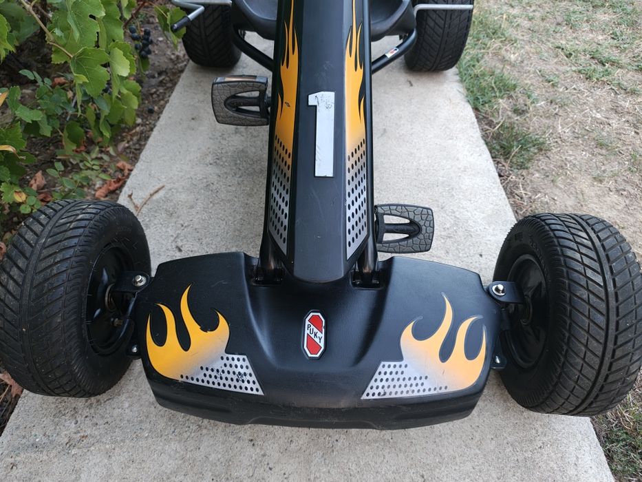 Cart/Kart cu pedale PUKY F1 pt. copii 6 la 12 ani negru