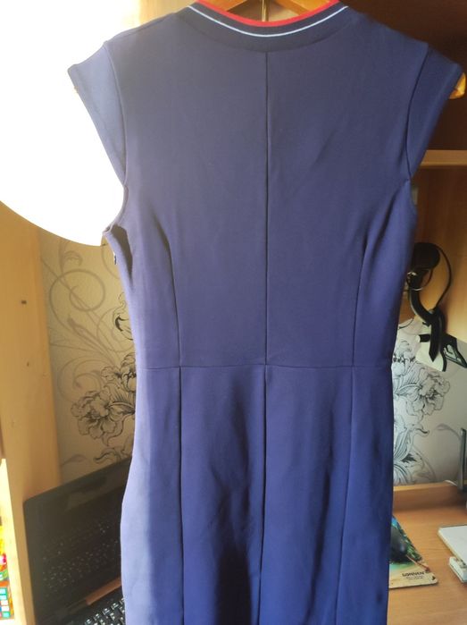 Продам платье трикотажное